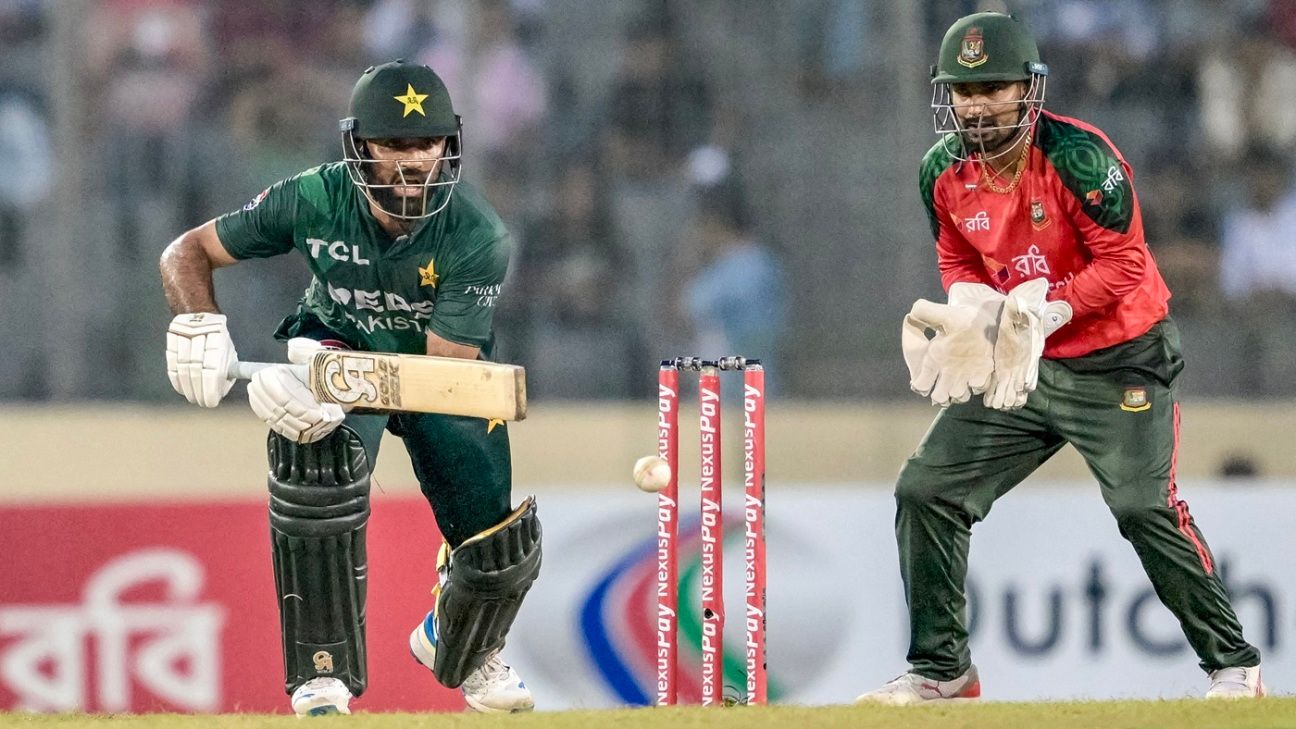 Hesson Slams Mirpur Pitch After Pakistan T20 Defeat