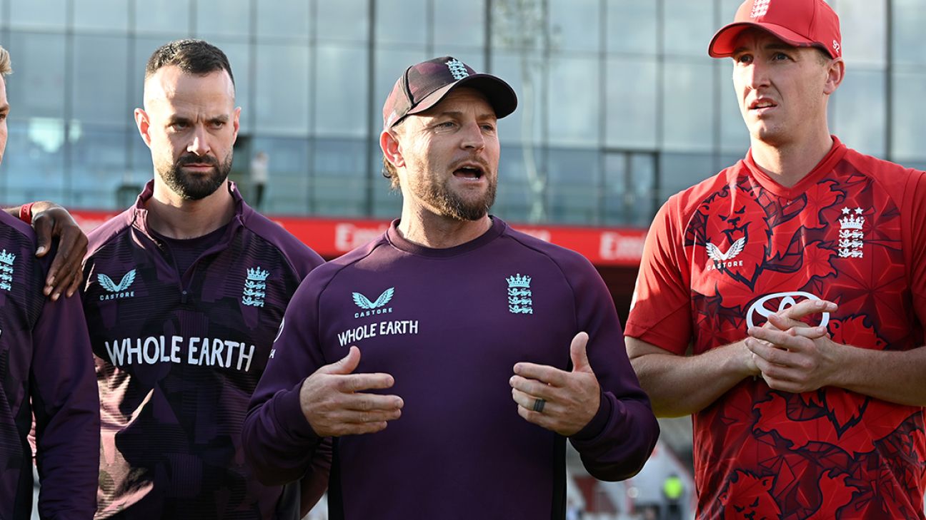Switch Hit: Black Caps and Pat’s back knack