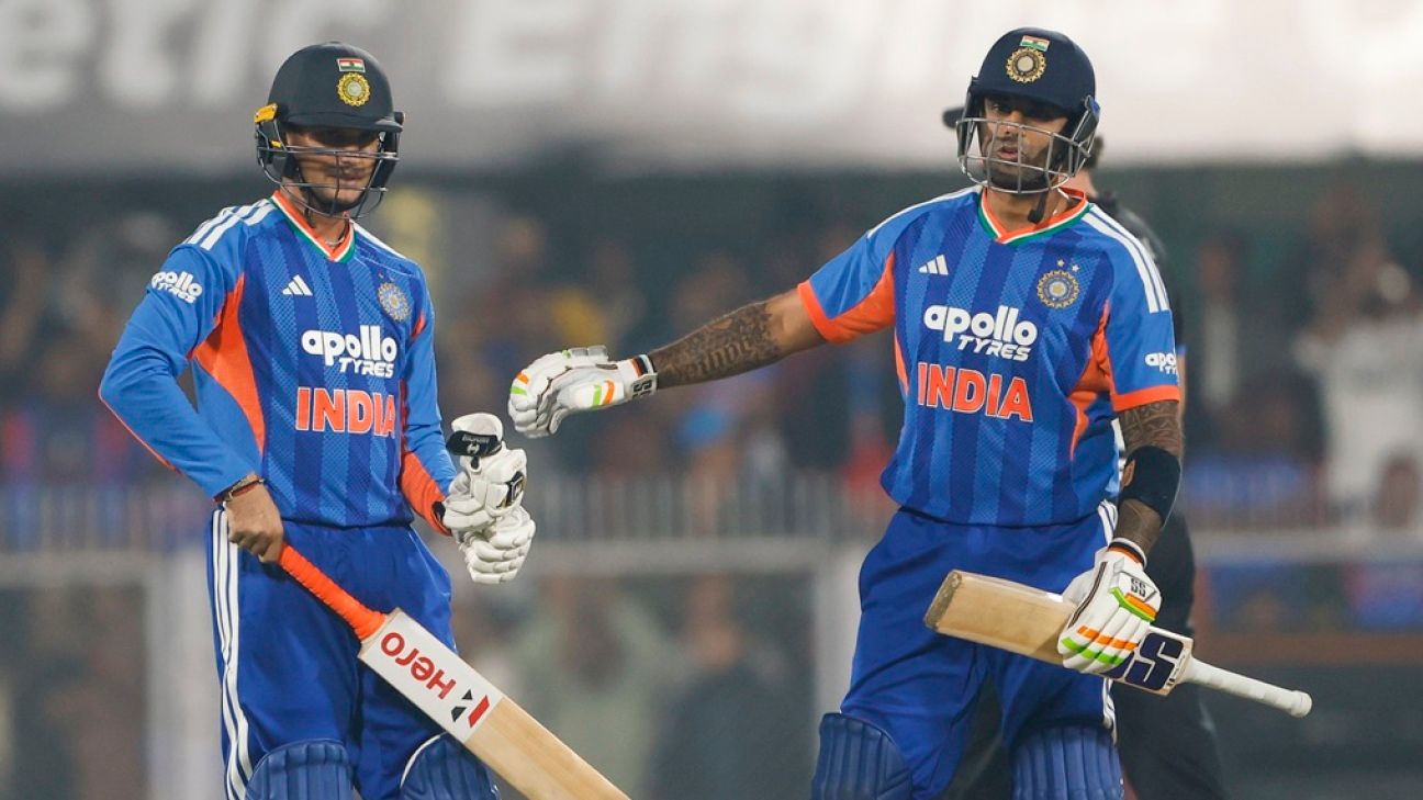 Estatísticas – Cinquenta bolas de quatorze bolas, Índia perseguindo o recorde de 94 corridas no Powerplay