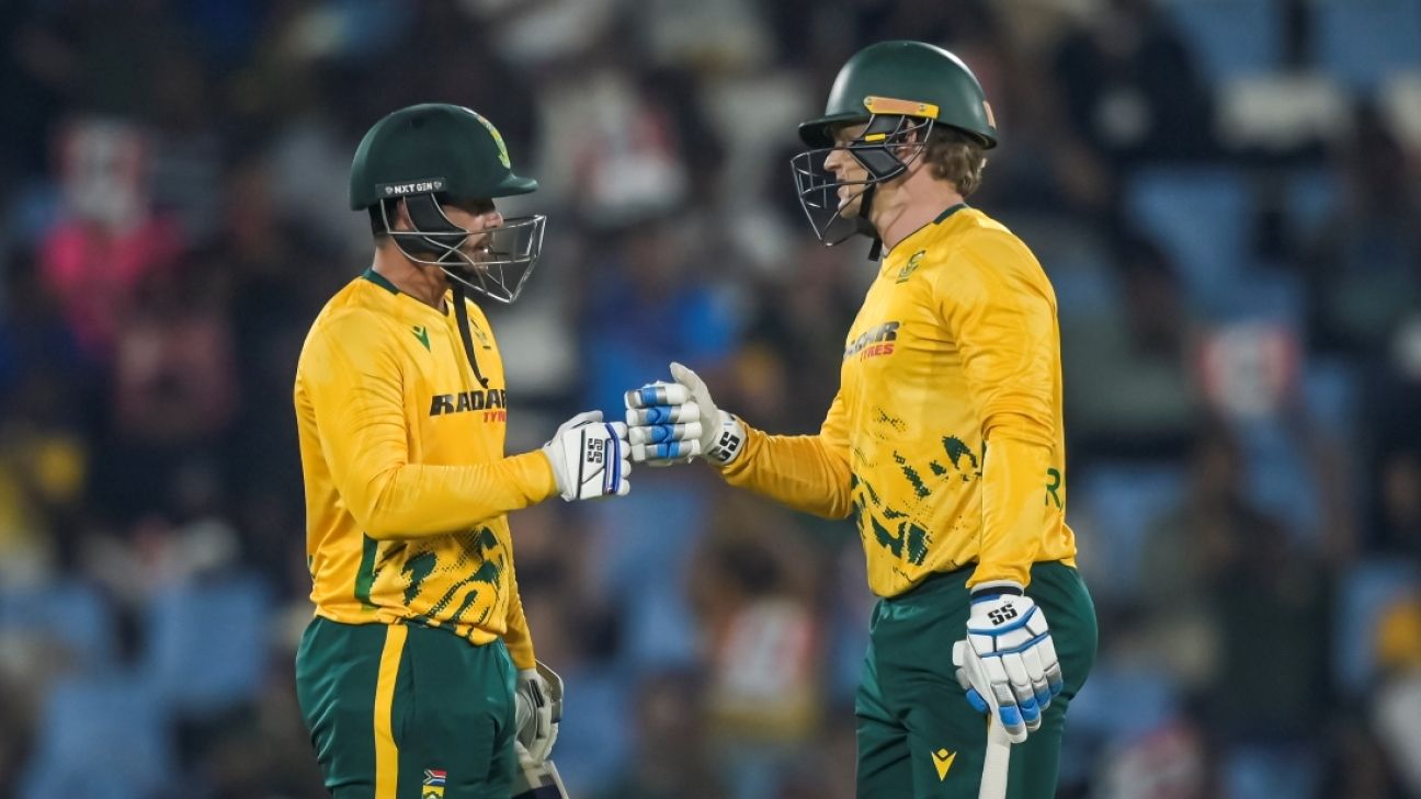 South Africa lean on Quinton de Kock ahead of India challenge
