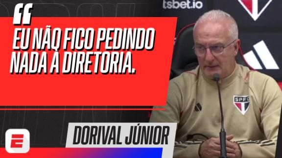 Durval recebe camisa comemorativa por 400 jogos no Sport - ESPN