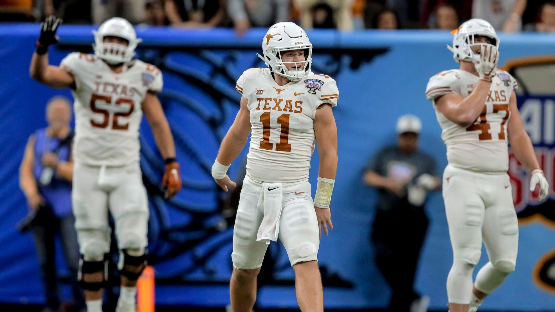 Texas beats clinches first 10win season since 2009 ESPN Video