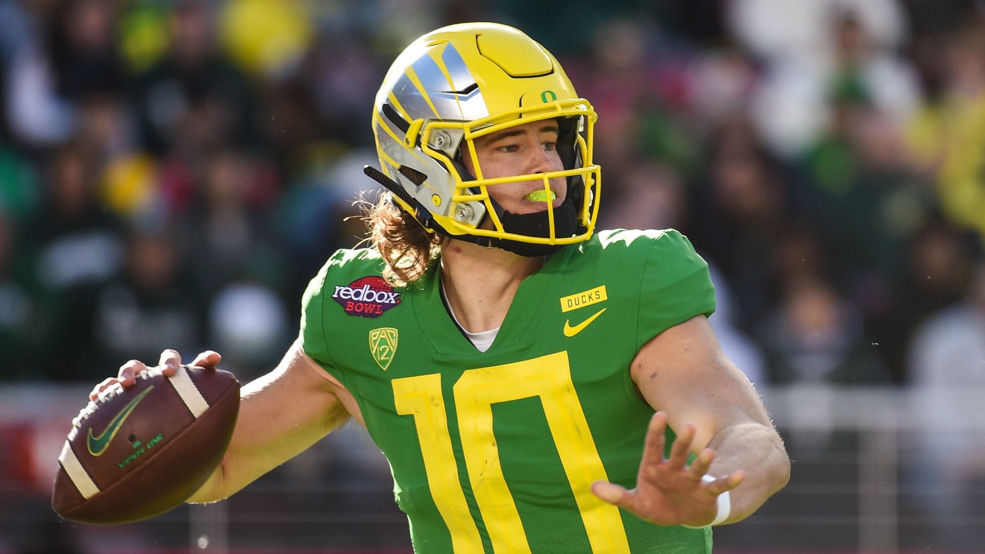 Justin Herbert of Oregon Ducks announces he will return for senior season -  ESPN