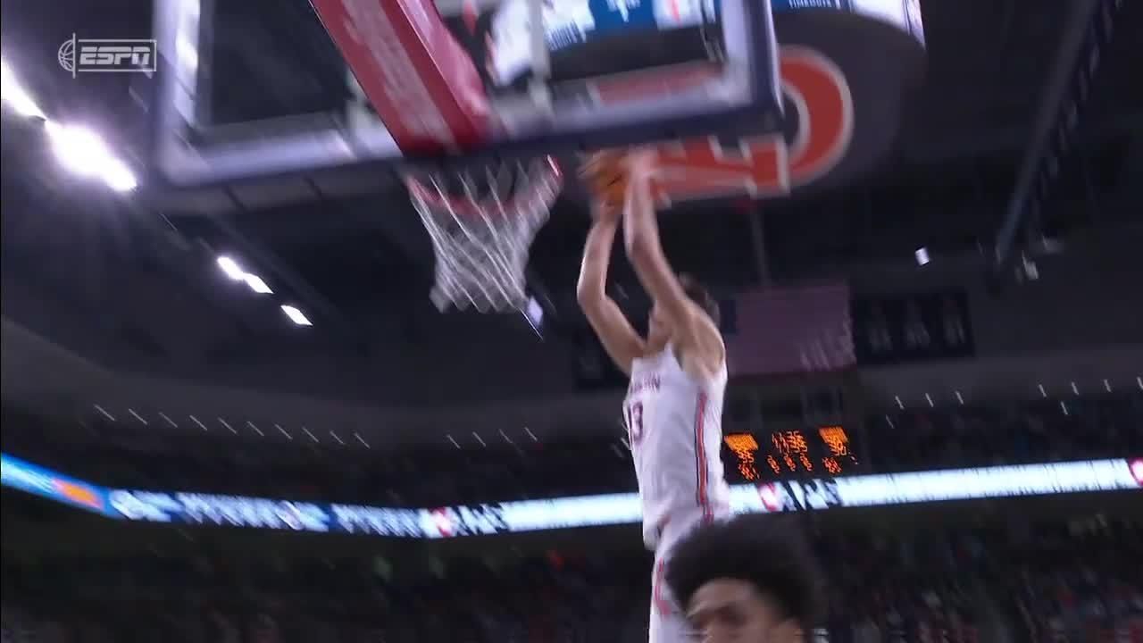 Walker Kessler's breakaway steal leads to beautiful slam dunk ESPN Video