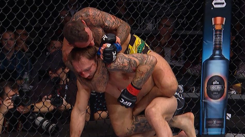 Renato Moicano puts on stellar performance in submission of Brad Riddell -  ESPN Video