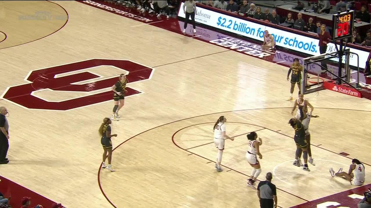 Bella Fontleroy scores off her own rebound for Baylor - ESPN Video