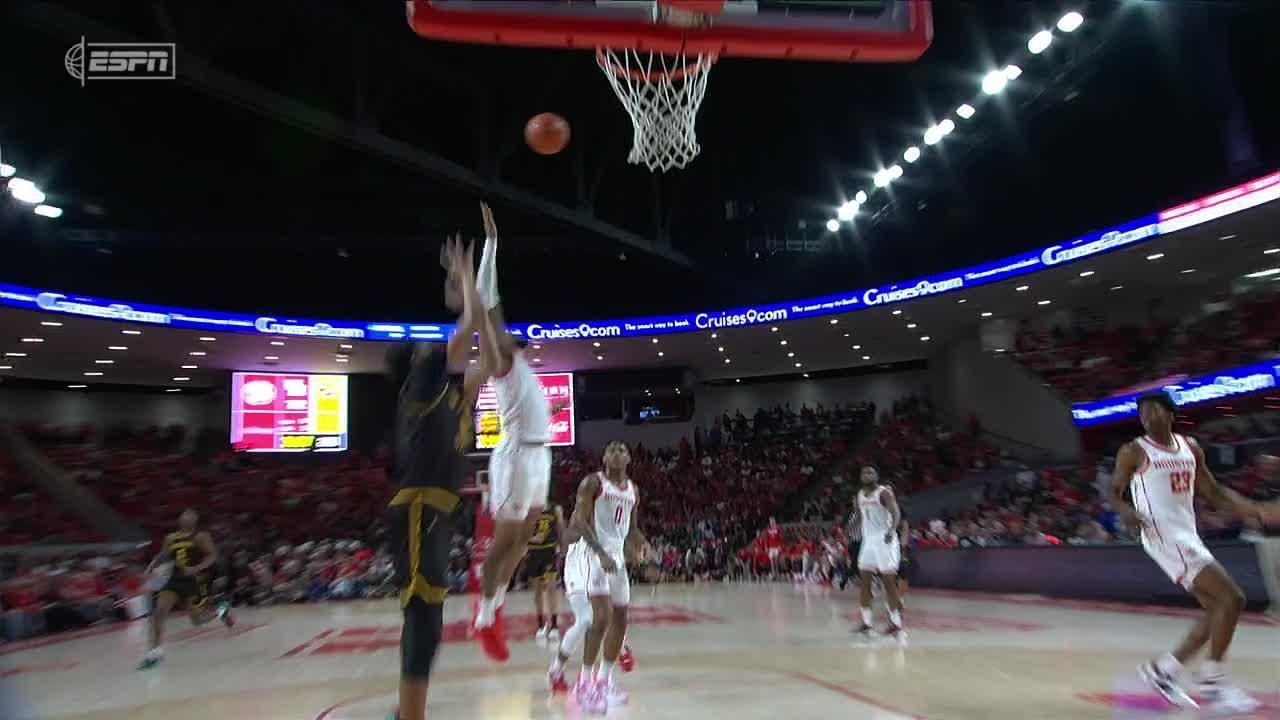 Craig Porter Jr. shows off vision with nice dish vs. Houston Cougars ...