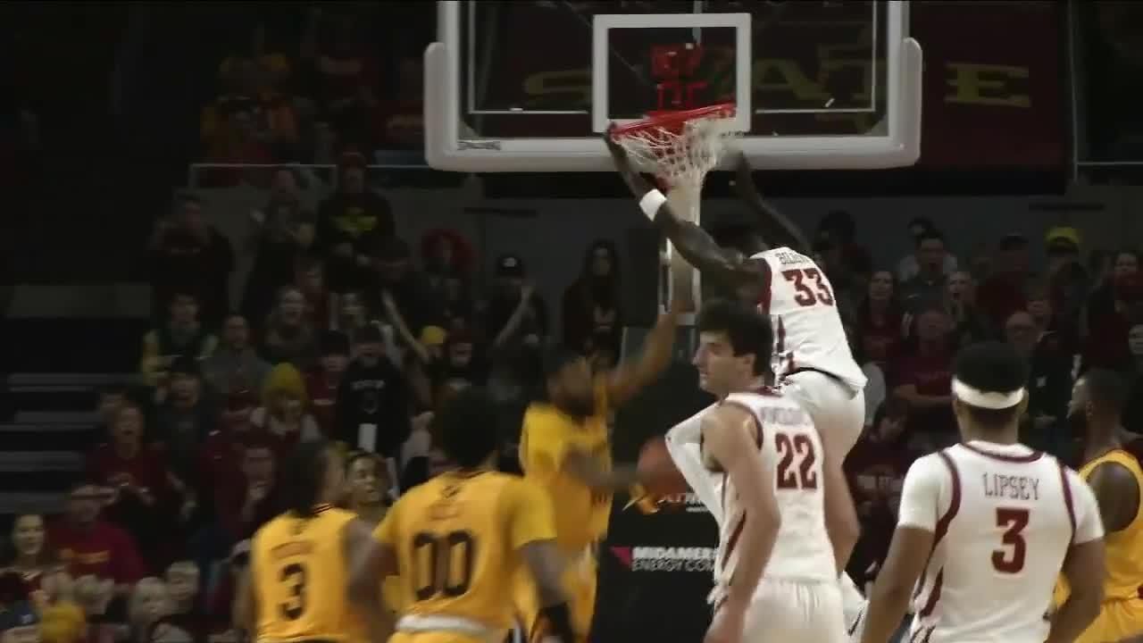 Omaha Biliew rocks the rim with slam dunk - ESPN Video