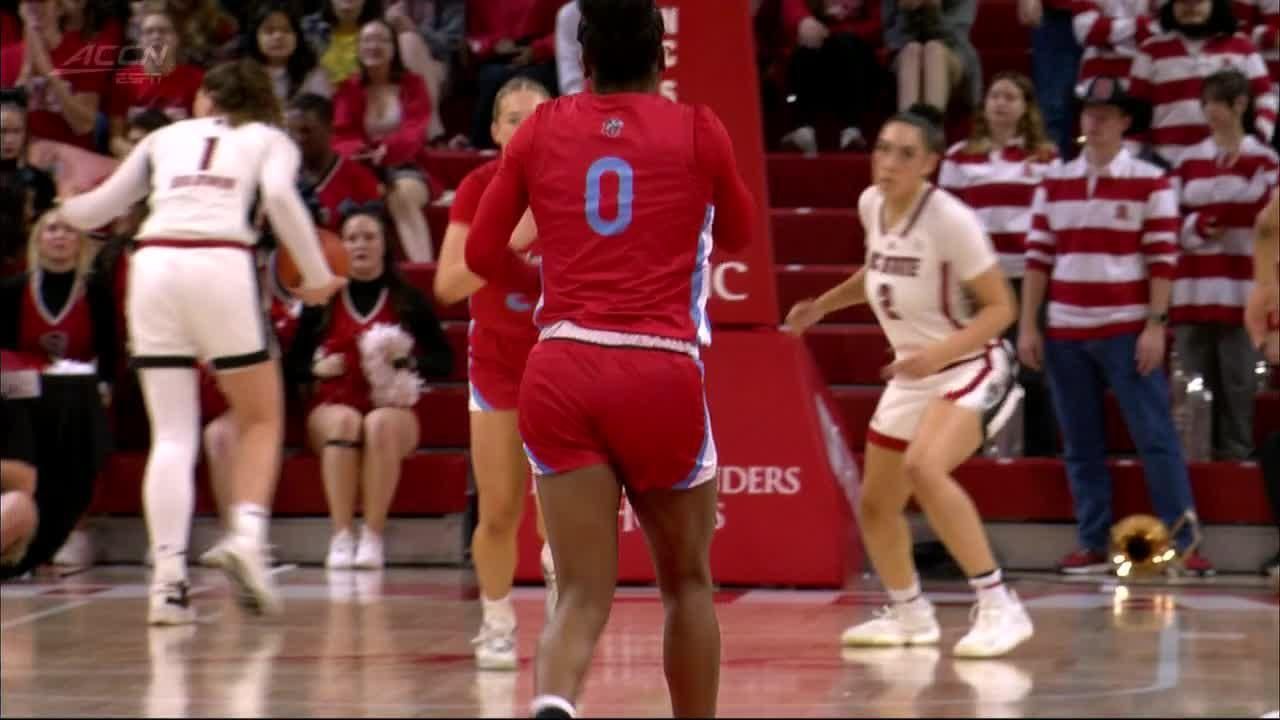 Jordan Hodges drills the trey ESPN Video