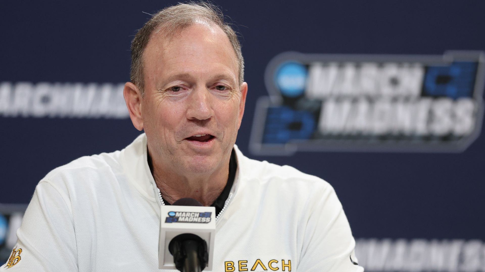 Long Beach State Coach Compares His Situation To A Seinfeld Episode long-beach-state-coach-compares-his-situation-to-a-seinfeld-episode