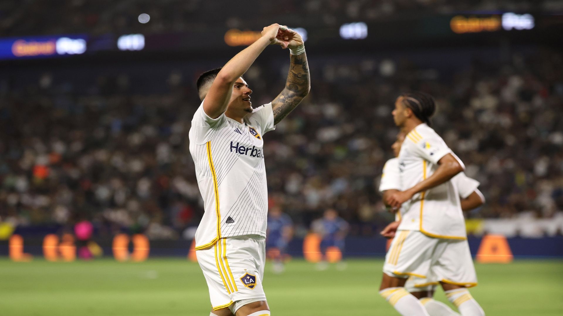 Gabriel Pec doubles LA Galaxy's lead ESPN Video