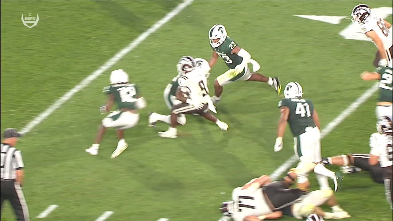 Kendell Brooks lights up RB and forces the fumble - ESPN Video