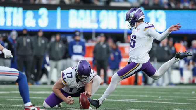 Our reporters make sense of Week 16: Statement wins for Patriots, Jaguars, Panthers, Steelers, Bears 90 i?img=%2Fmedia%2Fmotion%2Fwsc%2F2025%2F1221%2F1427d5a7%2D7aed%2D4ef0%2D846c%2D0909ba492f8a%2F1427d5a7%2D7aed%2D4ef0%2D846c%2D0909ba492f8a