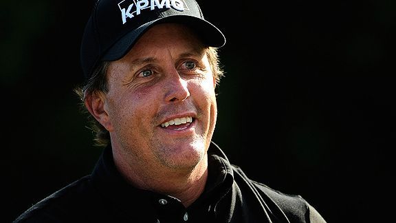 Tom Brady almost damaged Phil Mickelson's hands before a Masters