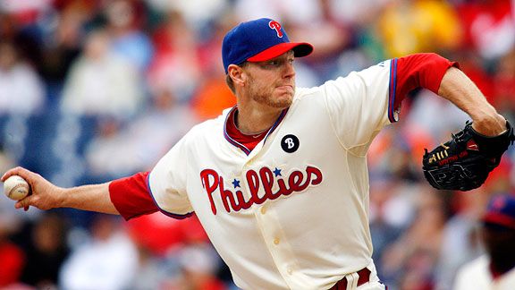 Phillies fans start memorial to Roy Halladay outside Citizens Bank Park