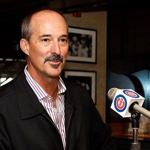 Cubs interview Rangers' Mike Maddux for manager's job