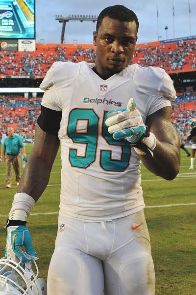 Miami Dolphins DE Dion Jordan suspended 1 year