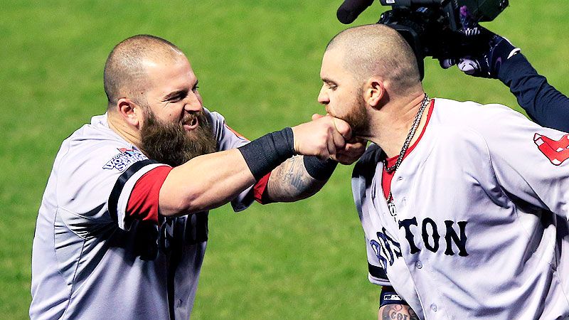 Mike Napoli is returning to the Boston Red Sox