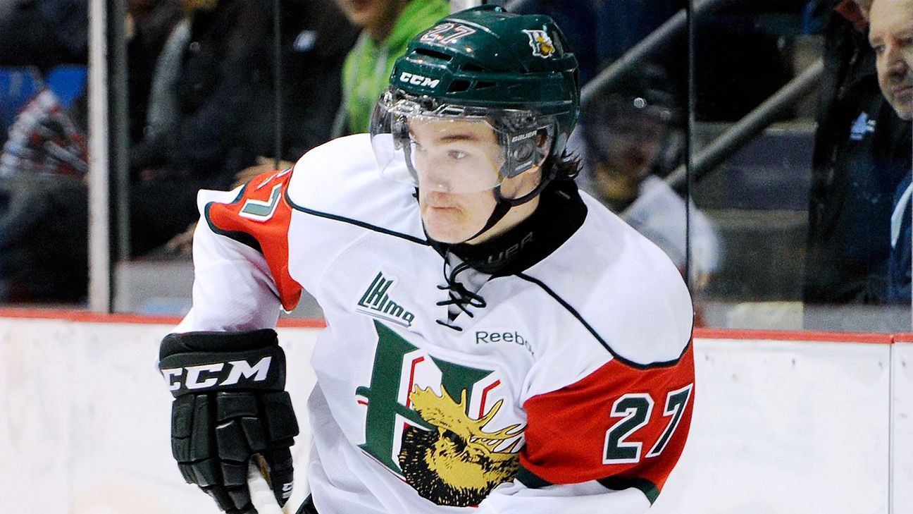 Jonathan Drouin of Tampa Bay Lightning expected to miss 34 weeks with right hand injury ESPN