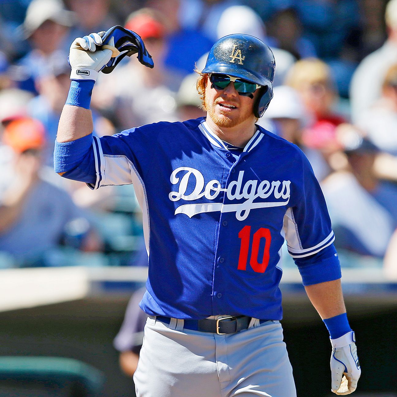 Justin Turner lands on his feet at Dodgers camp - Los Angeles - Dodgers ...