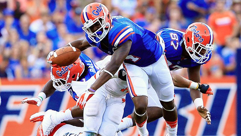 Florida's Andre Debose out for season after ACL tear