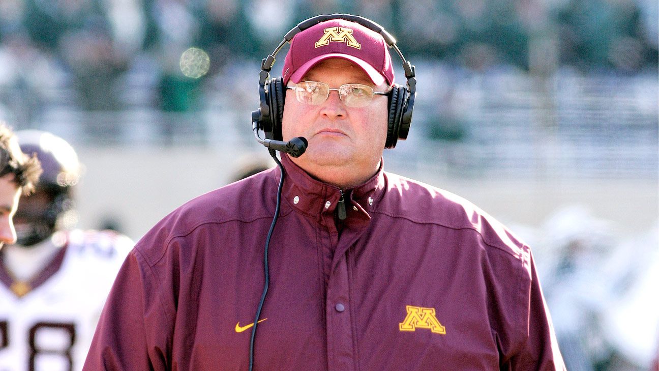 Minnesota Gophers football coach Tracy Claeys speaks for first time