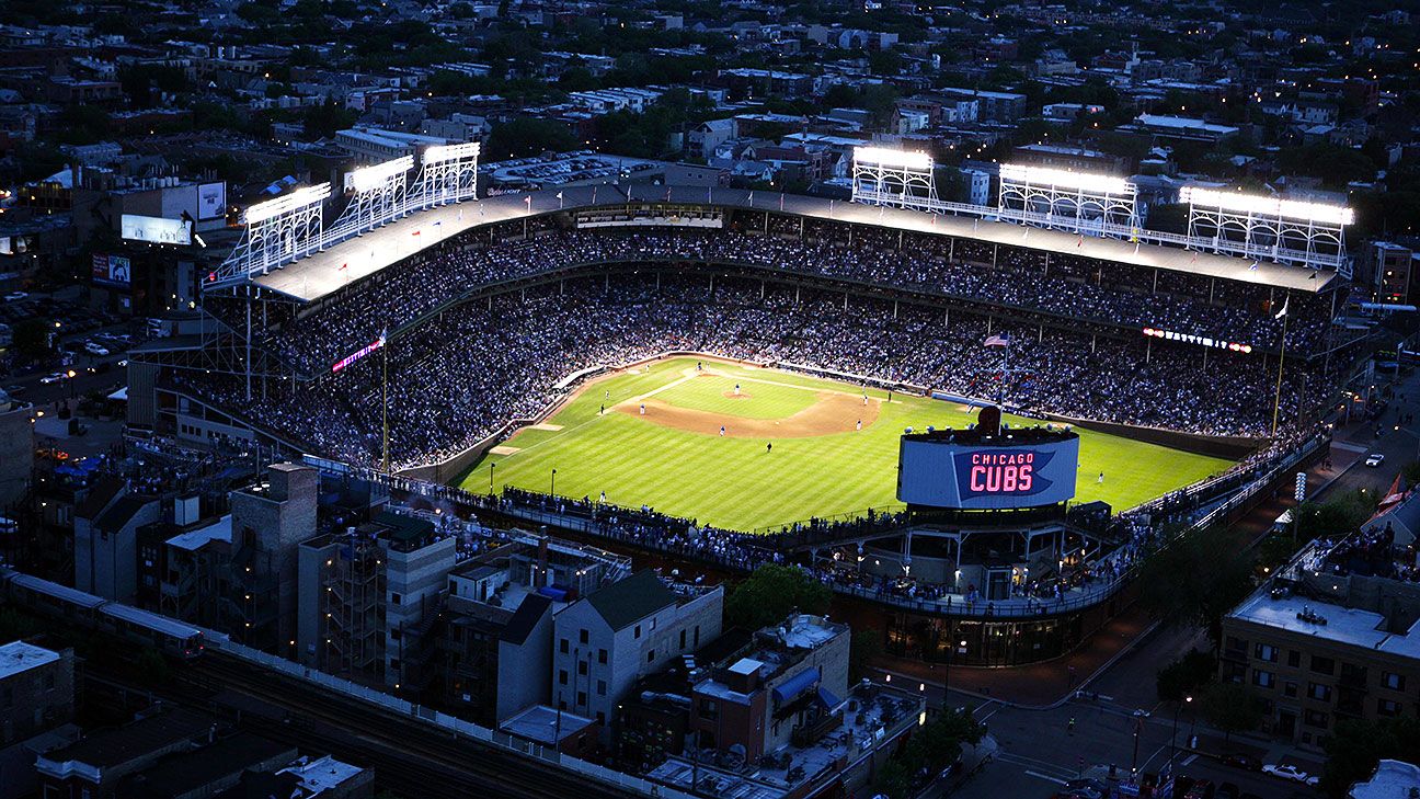 Wrigley Field opens to 60 percent capacity