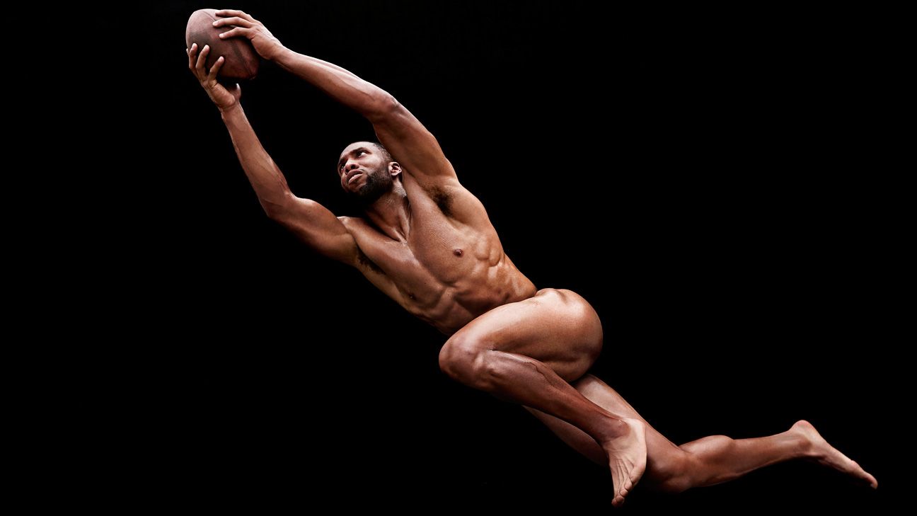 Arizona Cardinals WR Larry Fitzgerald disrobes in The Mag’s Body Issue - ESPN - Arizona