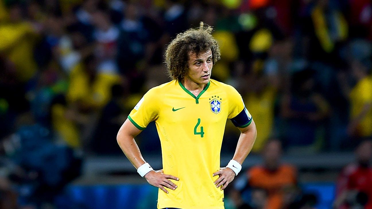 Brazil vs Germany World Cup 2014: Brazil pay tribute to the