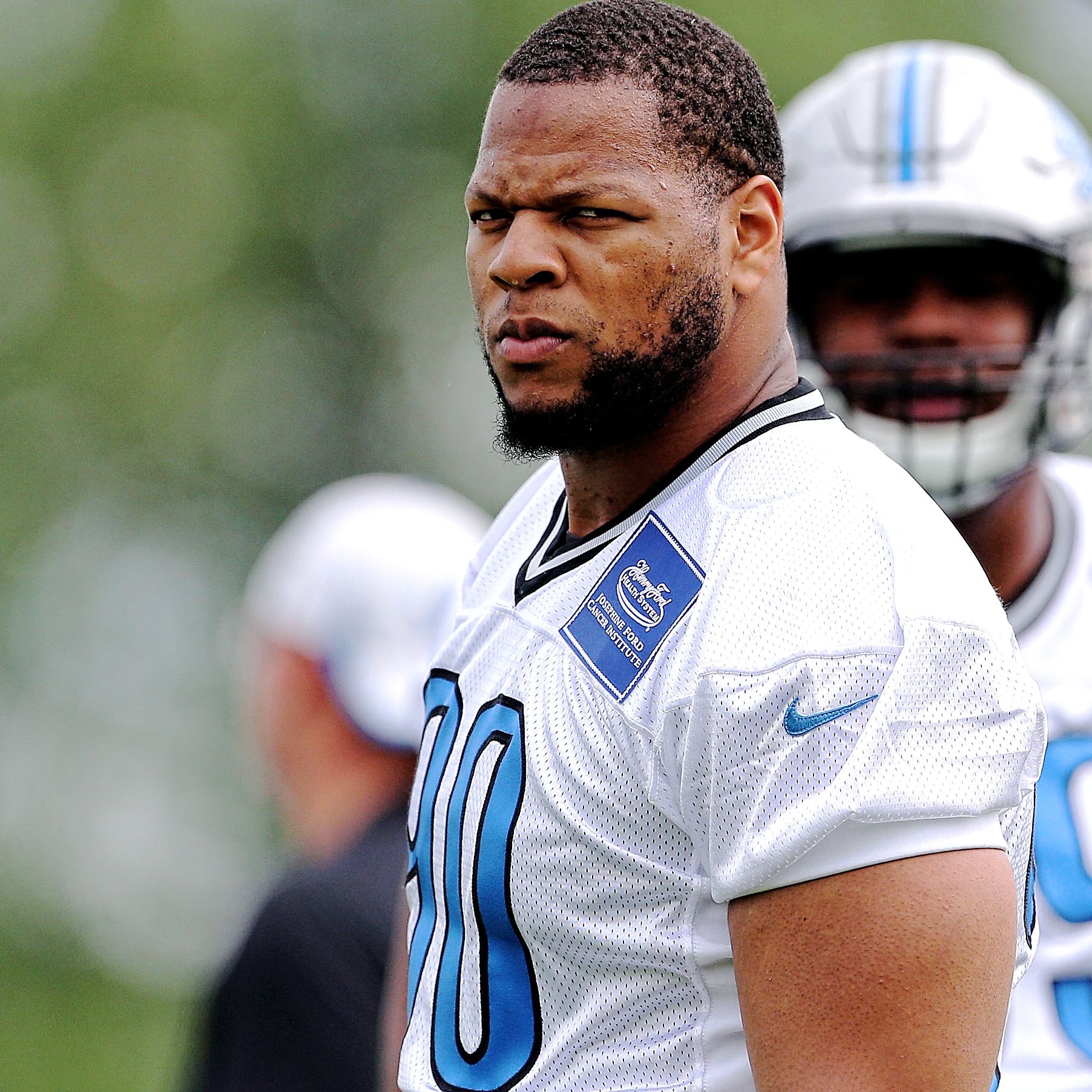 Ndamukong Suh focused on job at hand with Detroit Lions, not contract -  ESPN - NFC North- ESPN