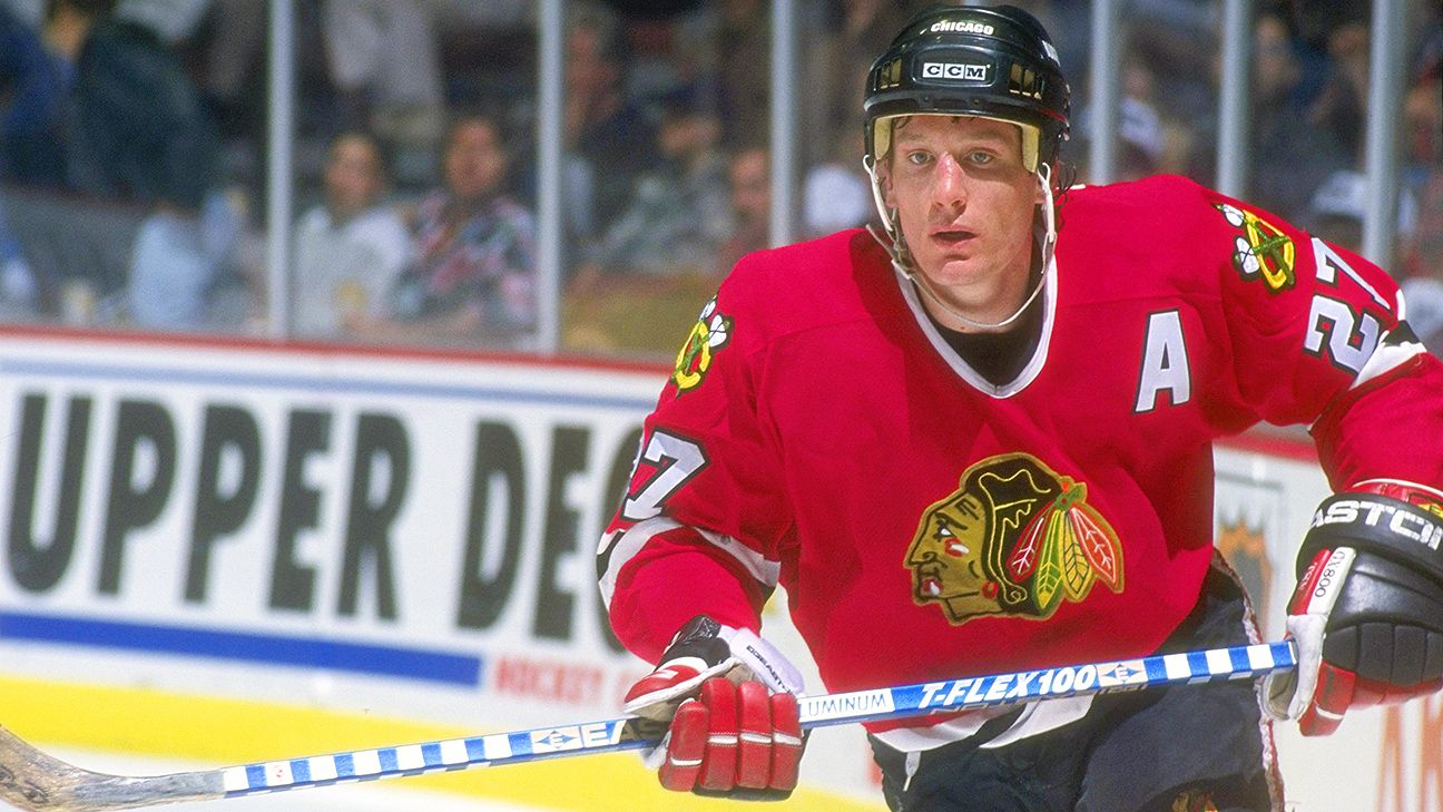 Chicago Blackhawks: Jeremy Roenick should be in Hall of Fame