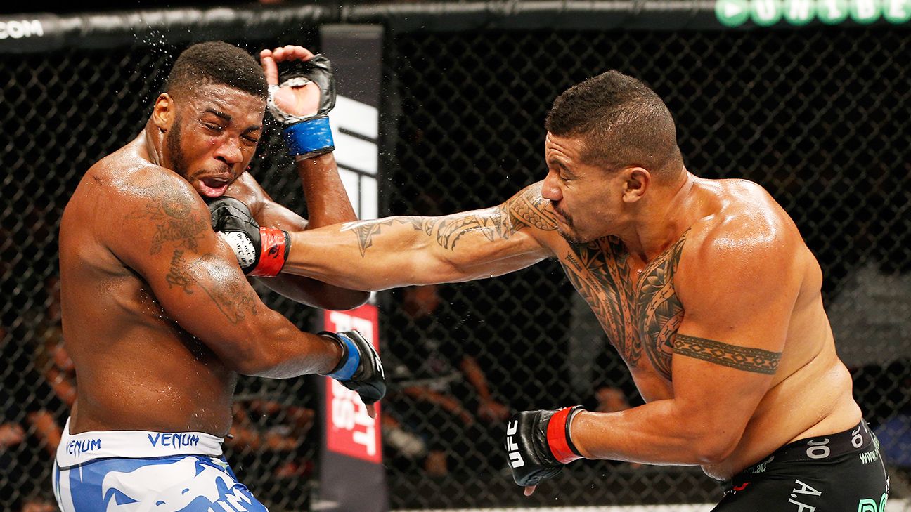 UFC Fight Night 55 Luke Rockhold Submits Michael Bisping ESPN