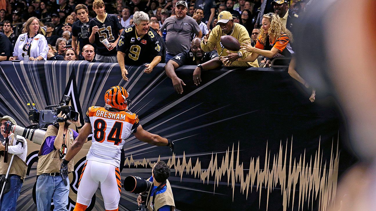 Bengals fans have touchdown ball snatched by Saints fan - ESPN - NFL  Nation- ESPN