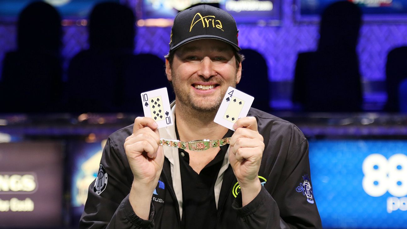 Диану райдер выиграли в покер. Phil Hellmuth. Фил Хельмут Покер. Фил Хельмут 2022. Браслет WSOP Покер.