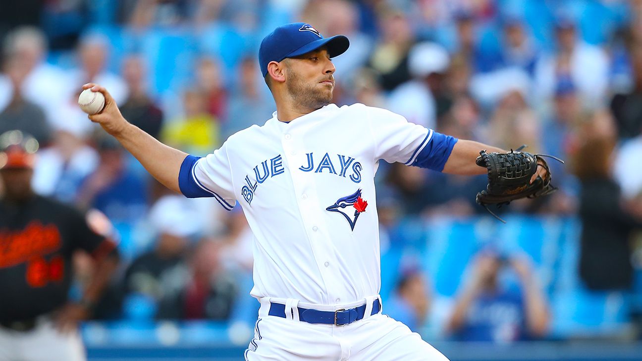 Blue Jays: Marco Estrada inks one year deal with A's