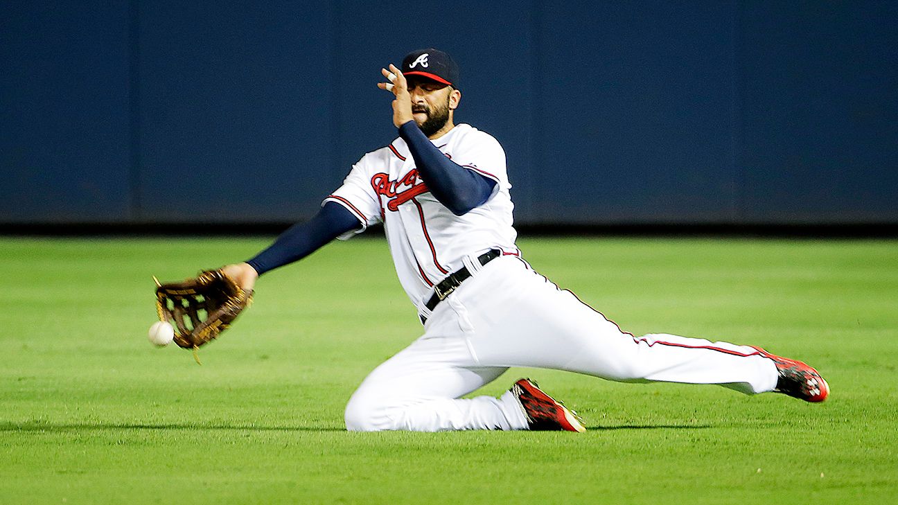 PHOTO: Nick Markakis is possibly Rafi from 'The League