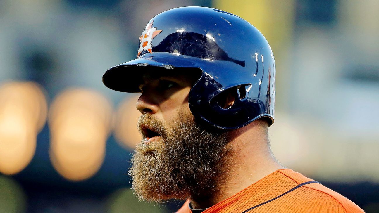 Recent hernia surgery to limit Astros' Evan Gattis this spring