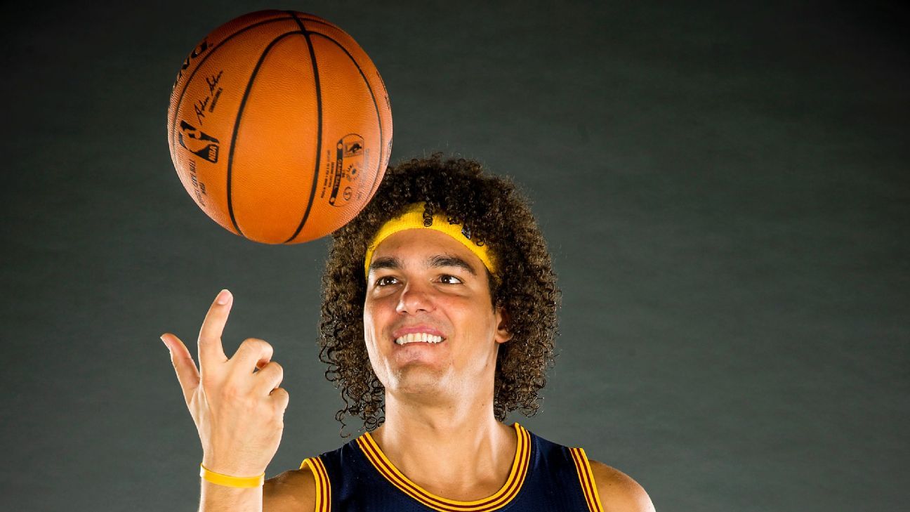 Cleveland sign former PF Anderson Varejao to 10-day contract - AS USA
