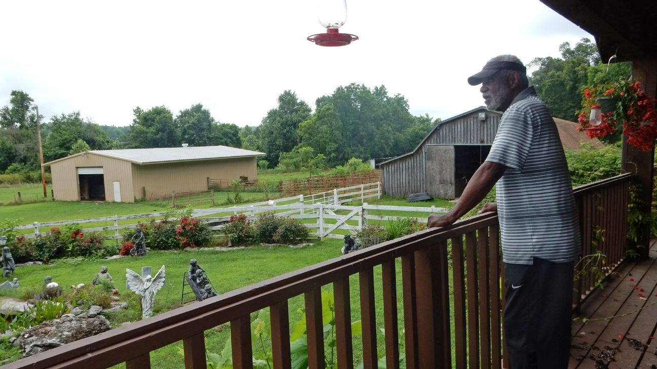 Former Arkansas coach Nolan Richardson, after years of anger, has