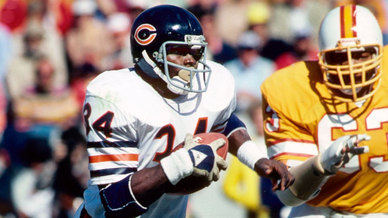 Walter Payton considered leaving Chicago Bears for USFL in 1984