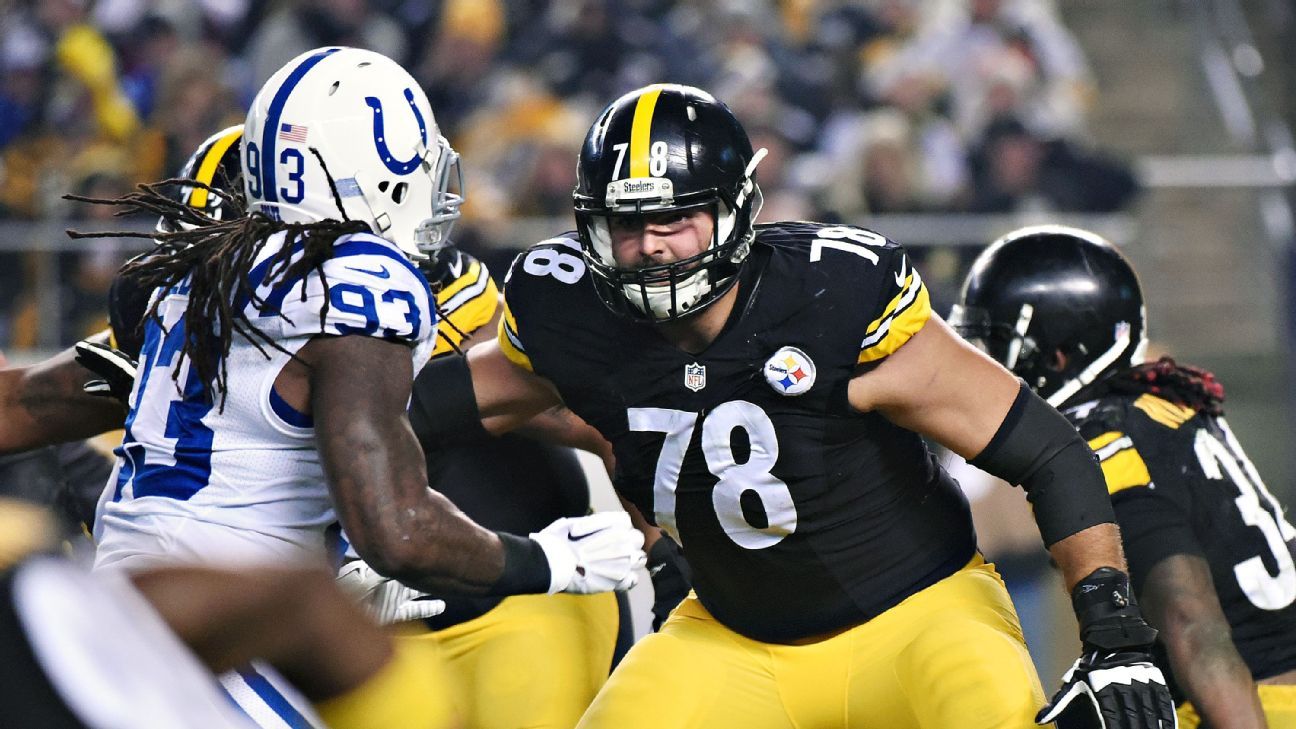 Alejandro Villanueva jersey sales best in NFL after anthem move