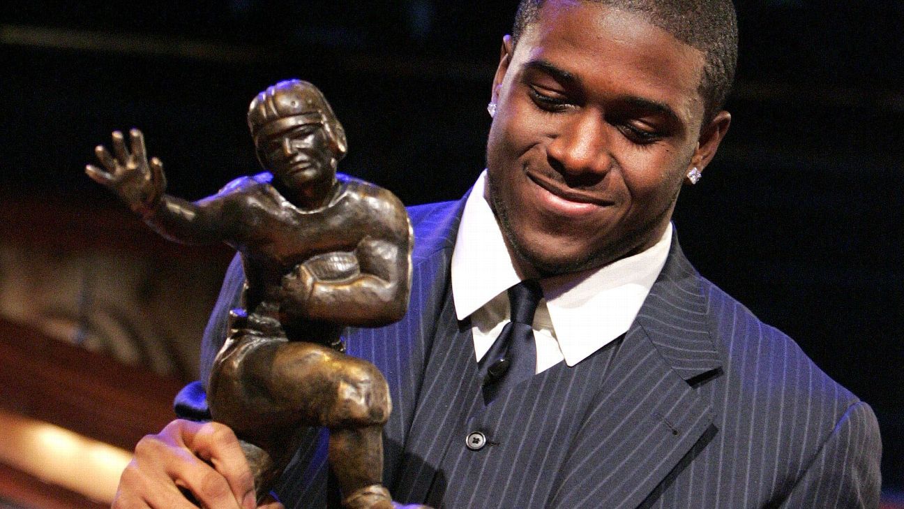 Reggie Bush retornará com o Troféu Heisman