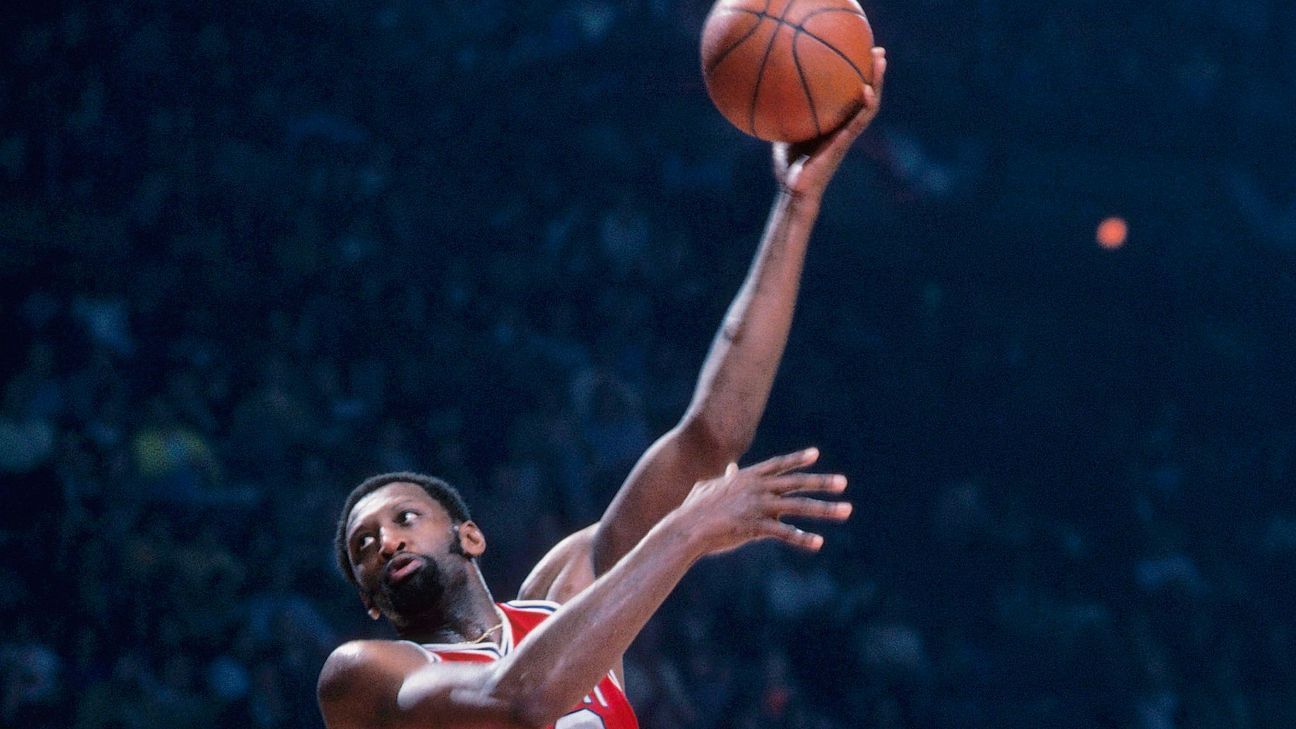 HOFer Lanier, 8-time NBA All-Star, dies at 73