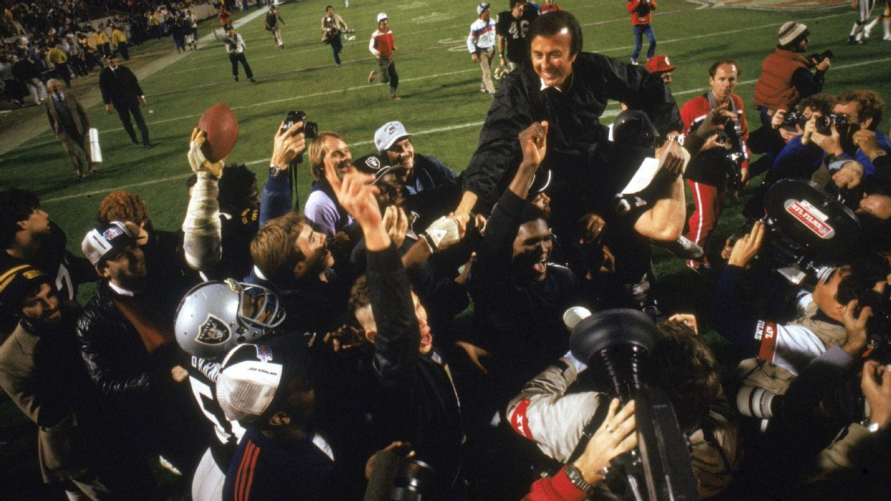 Today in Pro Football History: 1979: Tom Flores Becomes Head Coach of  Raiders