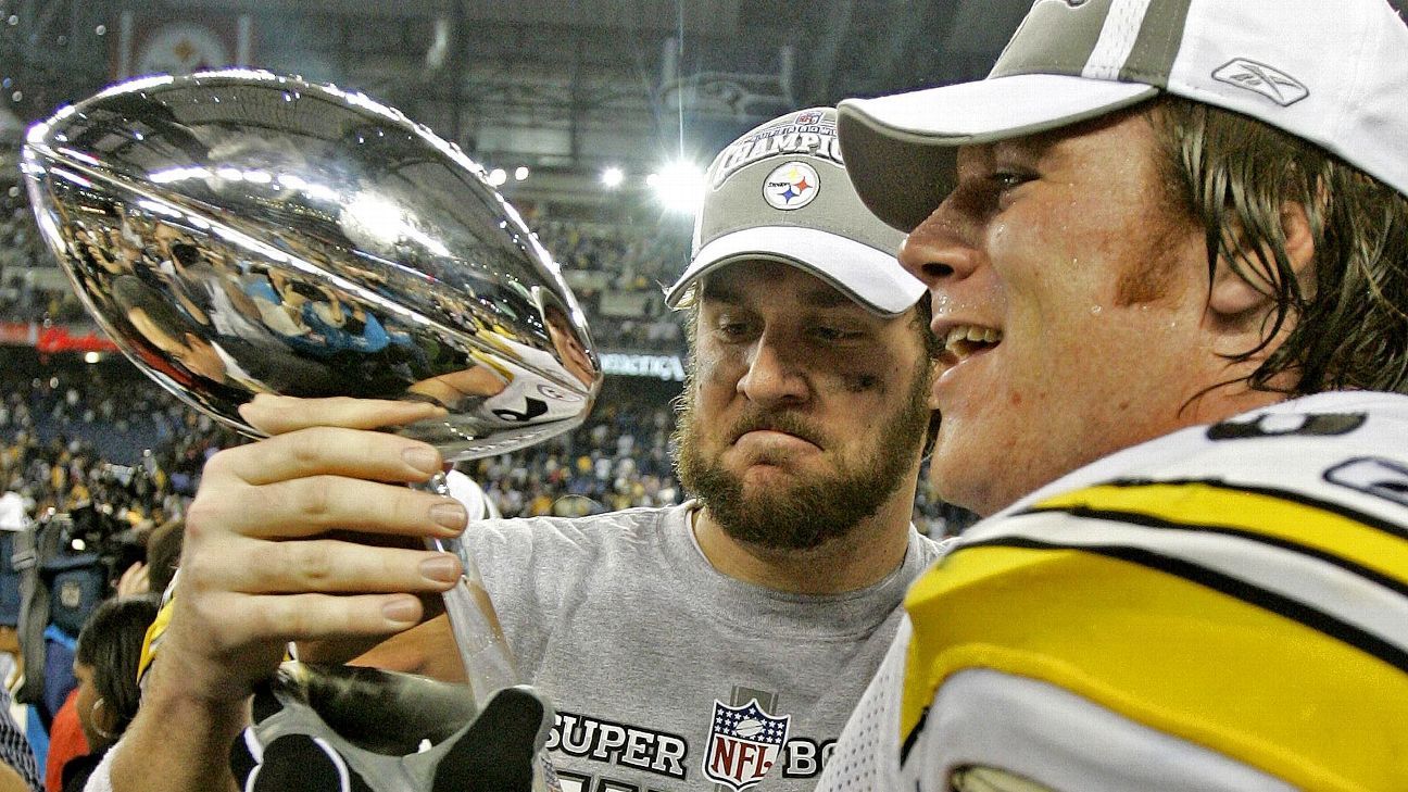 Helmet Stalker on X: Roethlisberger used the visor in Super Bowl XLV.   / X