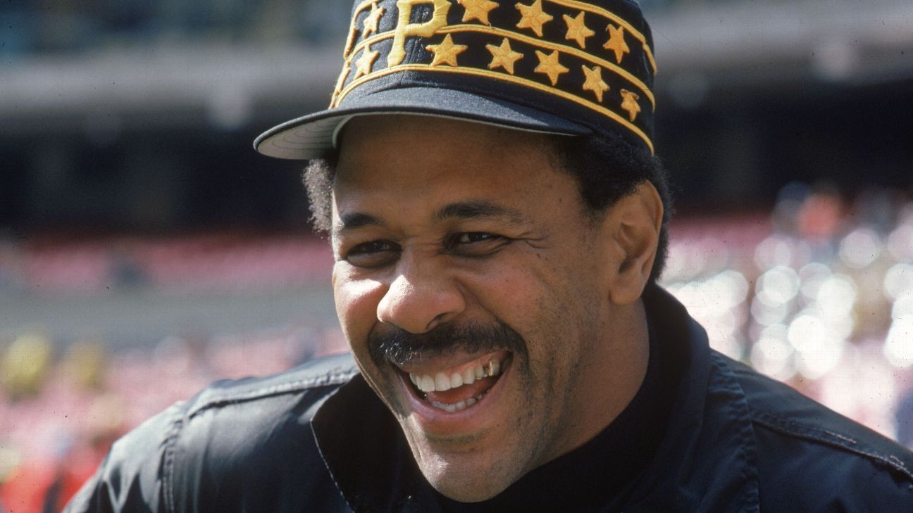 MLB should allow Stargell Stars to return along with pillbox hats
