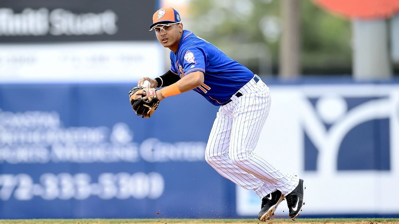 St. Louis Cardinals Rumors: Mets' Ruben Tejada Drawing Interest