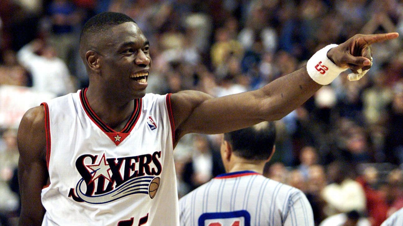 Dikembe Mutombo explains the origin of his famous finger wag move -  Basketball Network - Your daily dose of basketball