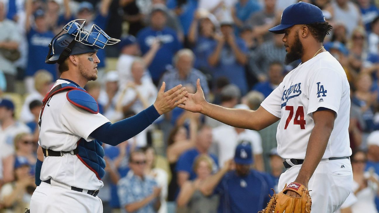 Los Angeles Dodgers' bullpen delivering more than just victories ESPN
