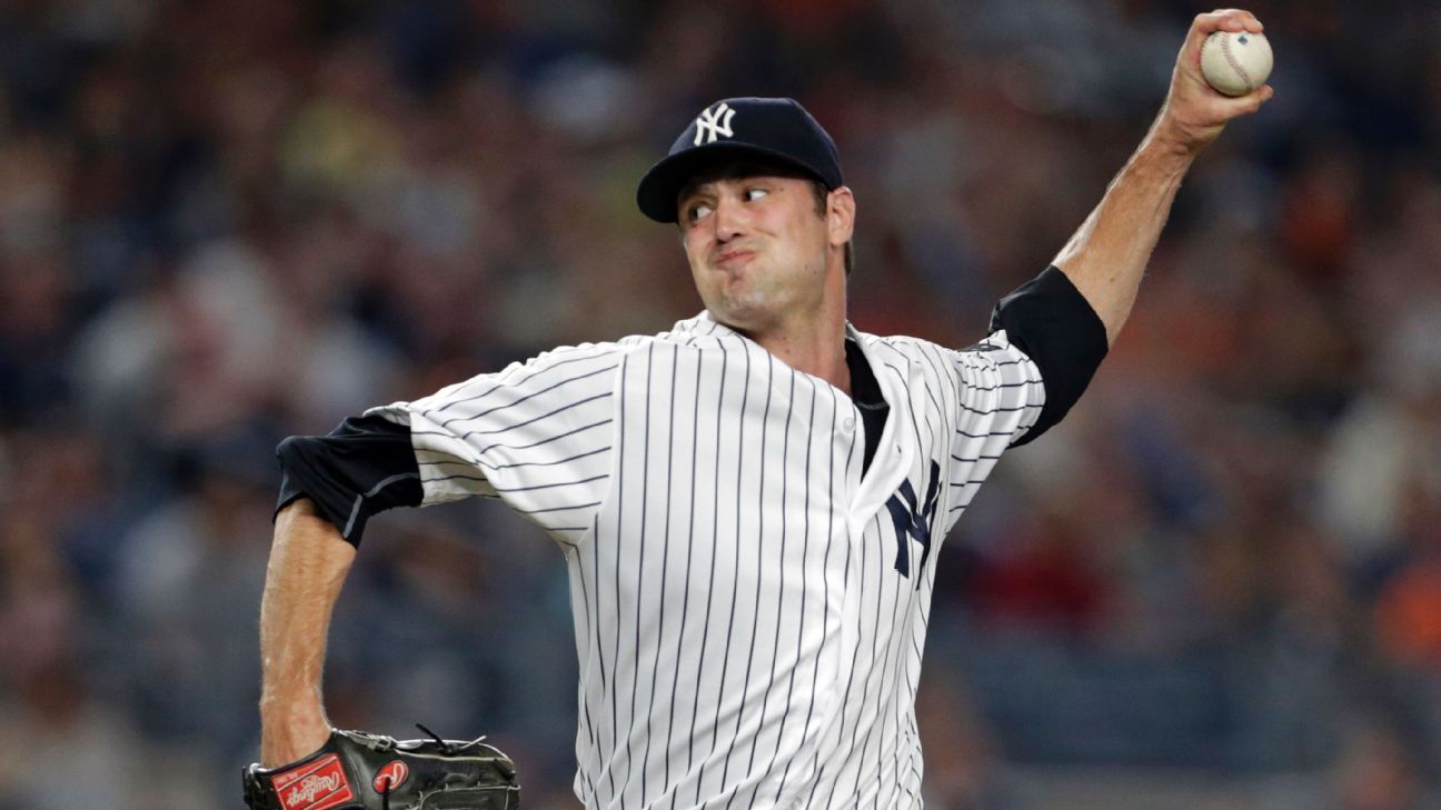 Former Cleveland Indians reliever Andrew Miller signs with St